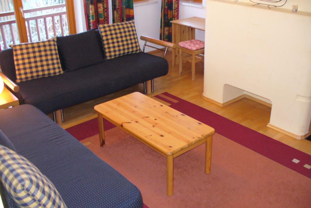 Golf & Ski Appartements Lesak Zell am See Zimmer foto