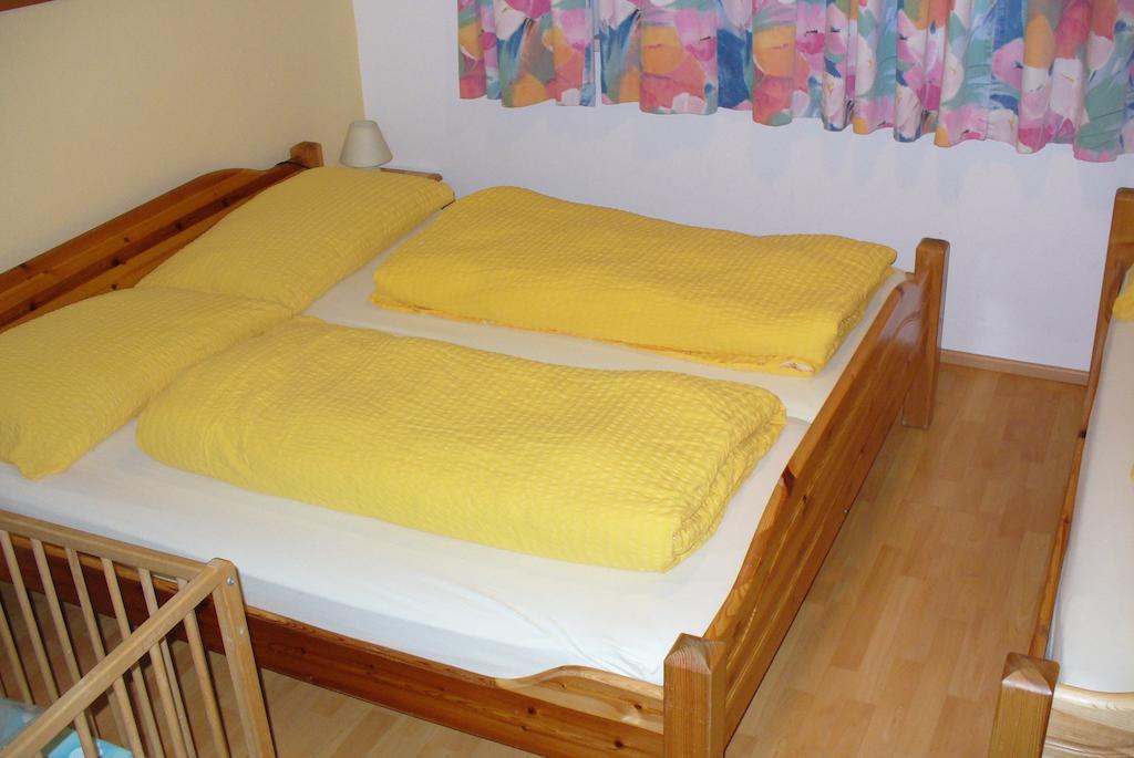 Golf & Ski Appartements Lesak Zell am See Zimmer foto